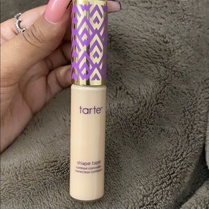 Tarte shapetape concealer